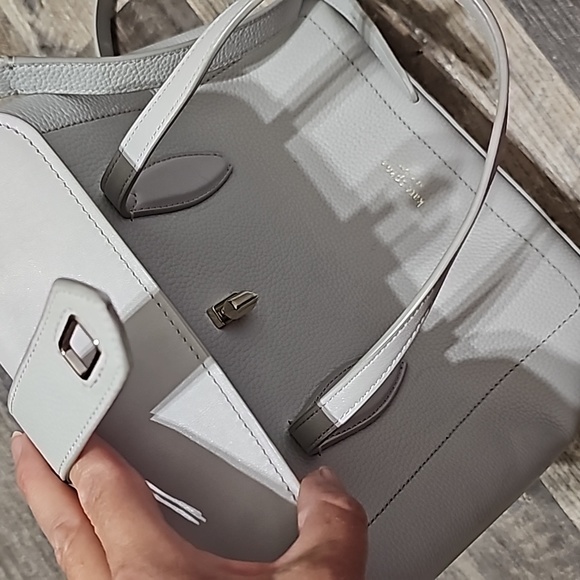 Kate Spade Crossbody Hand Bag - Picture 9 of 13